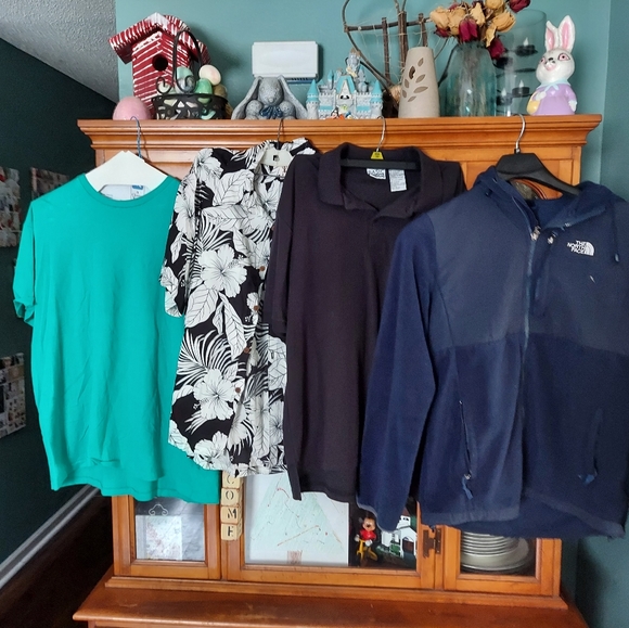 Men's clothing size L-XL - Picture 2 of 4